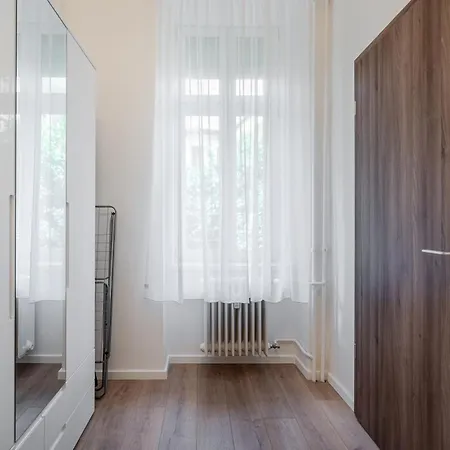 Apartament Eco Den *