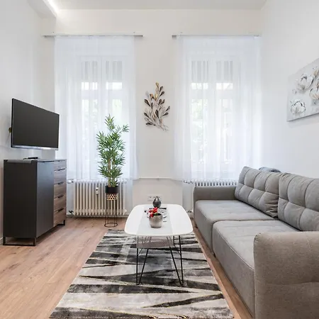 Eco Den Apartament